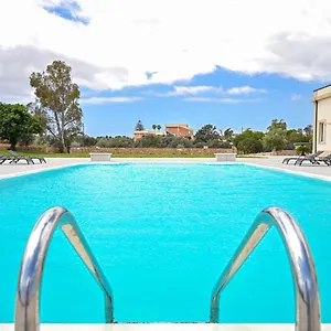 Dimora Savarino Con Piscina Marzamemi
